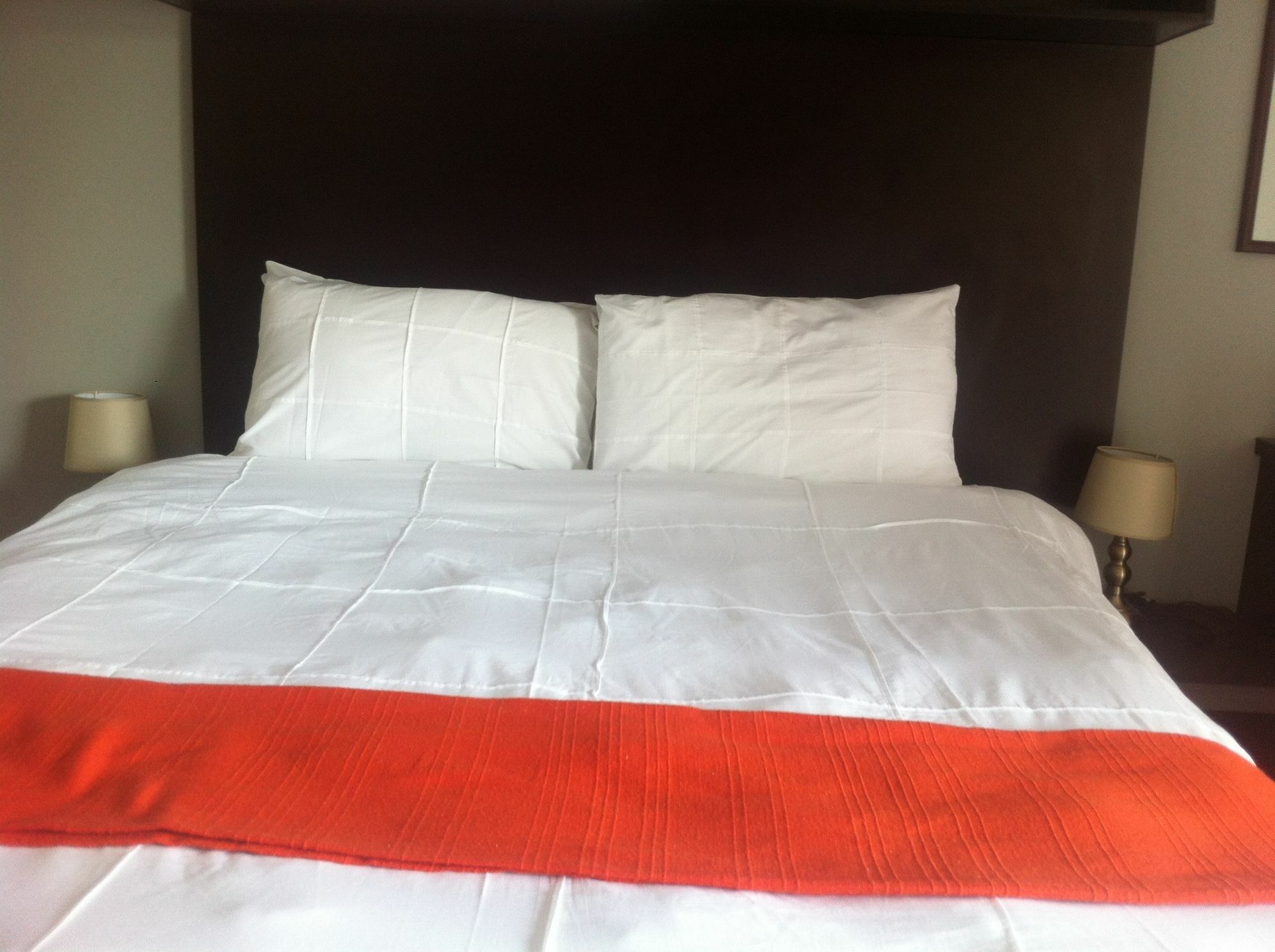 Cosy Palms Bed & Breakfast Габороне Екстериор снимка