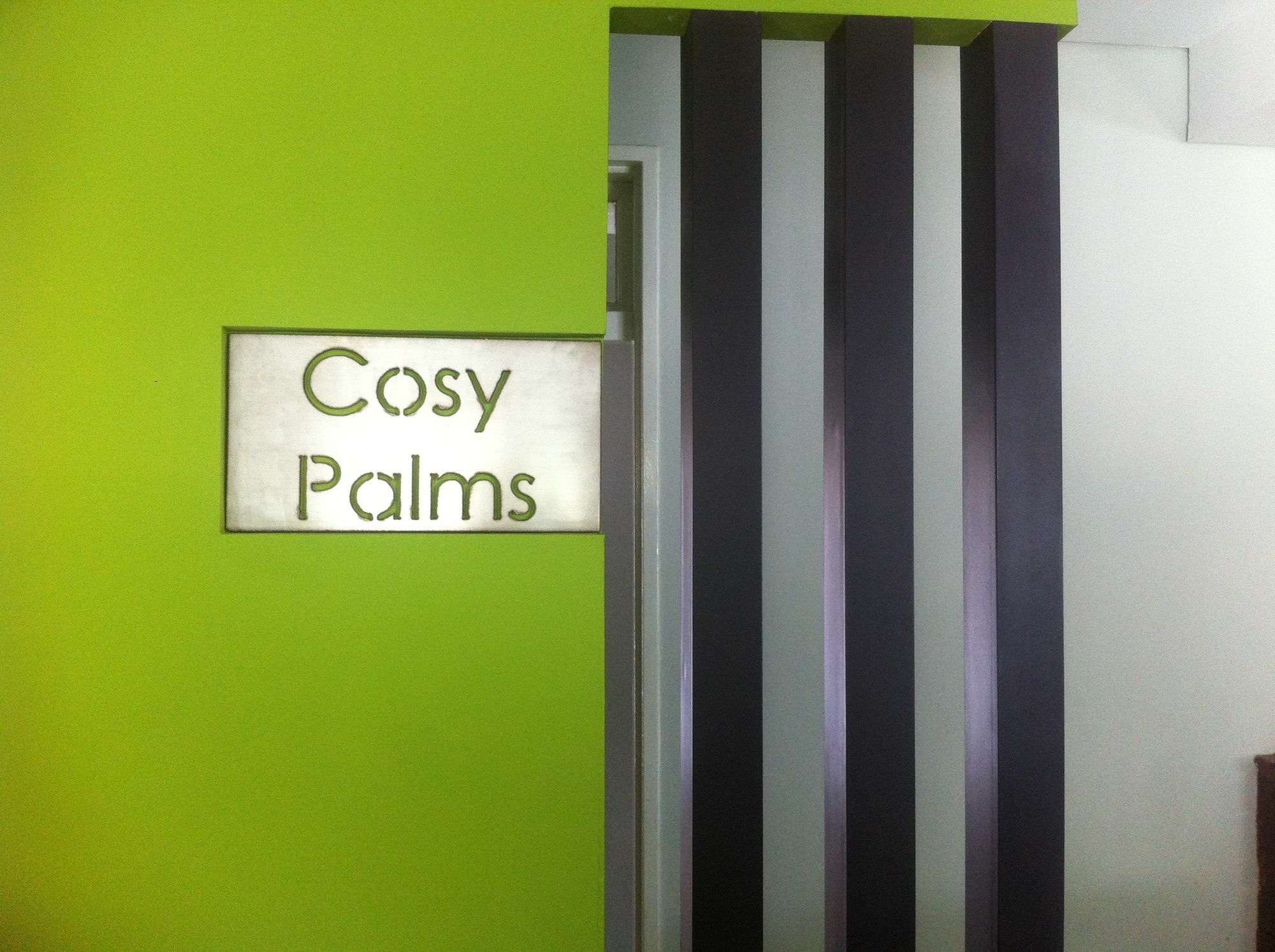 Cosy Palms Bed & Breakfast Габороне Екстериор снимка